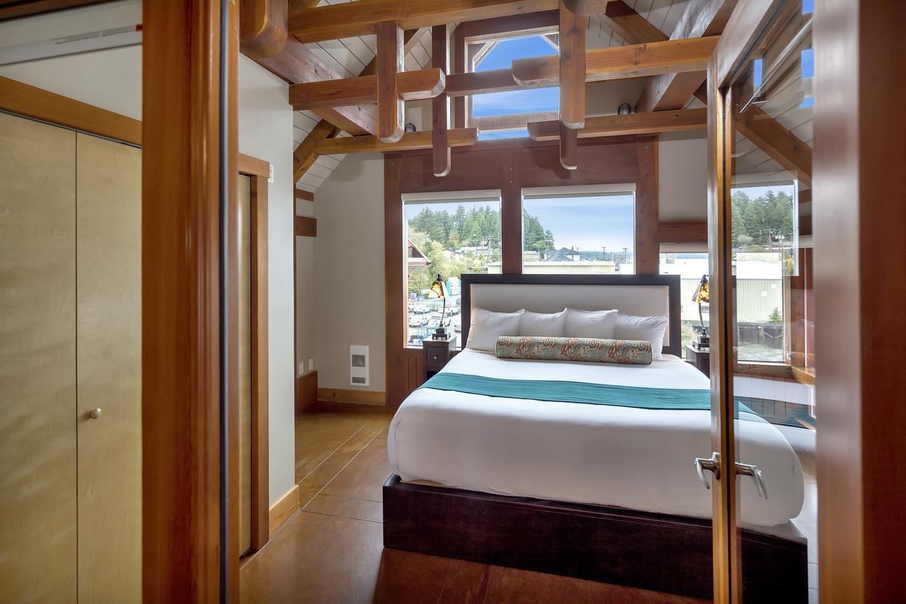 Black Rock Landing Ucluelet Exterior photo