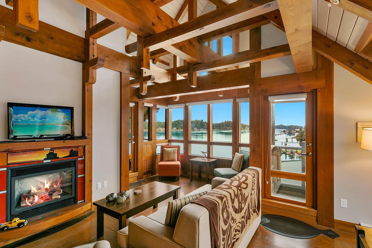 Black Rock Landing Ucluelet Exterior photo